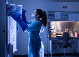 McCullough and Liu awarded $3.7M NIH grant to study sex differences in COVID-19 outcomes
