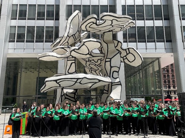 Supporting Communities and Sharing Happiness, 28 Liberty Successfully Hosts Multiple Community Events at New York’s Fosun Plaza