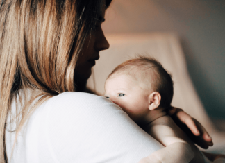 New moms and dads left unprepared for parenthood by government health ‘failures’, report warns