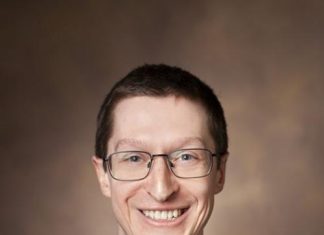 Vanderbilt chemist Ben Brown awarded $2.375M to develop nonaddictive painkillers with AI