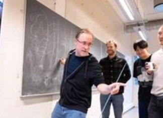 Connecting computers so they can think faster