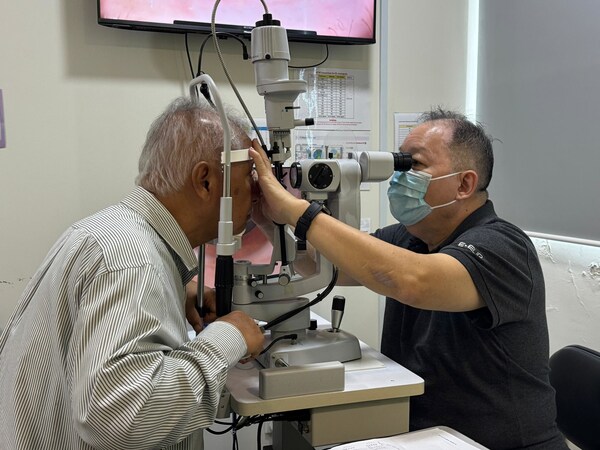 VISTA Eye Specialist Redefines Healthcare Marketing in Malaysia with Groundbreaking “31 Days Challenge” Campaign